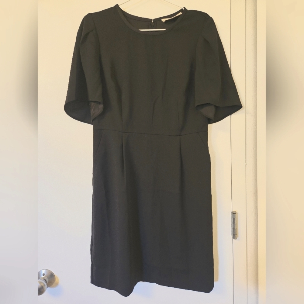 EUC‎ Loft Black Dress with Pockets